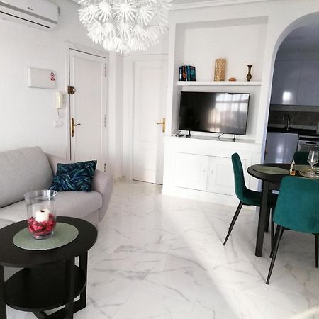 Villa Susana Torrevieja Eksteriør billede